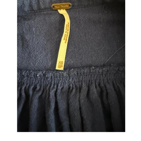 Free People Boho Embroidered Crop Top Navy Blue Peasant Blouse Medium - Picture 3 of 10